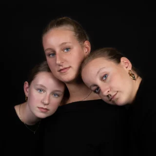 Date: 21 September 2024
Model: Jade, Romée, Jula @jaxdexhx @romeeheine @jula.x.01 

#portraitphotography #portretfotografie #portrait #photooftheday
#portraitpage #discoverportrait 
#globe_people #globe_portraits 
#endlessfaces #peopleoftheworld
#globalpeople #worldportraits #instagood #picoftheday
#followme #photoshoot #bnwmood #bnwportrait #bnw_greatshots