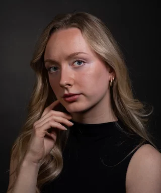 Date: 3 March 2026
Model: Lou @s.lou_

#portraitphotography #portretfotografie #portrait #photooftheday
#portraitpage #discoverportrait
#globe_people #globe_portraits
#endlessfaces #peopleoftheworld
#globalpeople #worldportraits #instagood #picoftheday
#followme #photoshoot